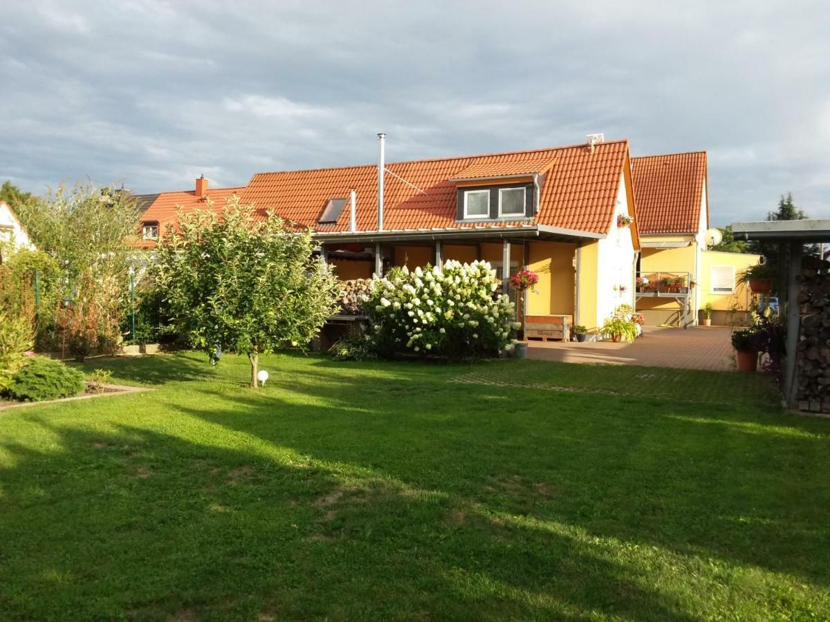 Kleines Zuhause Apartamento Magdeburgo Exterior foto